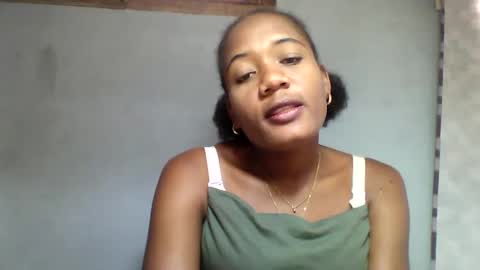 Snapshot of florencia011 chatting on February 2025 07:55:02 AM florencia011 online show from February 2025 07:55:02 AM