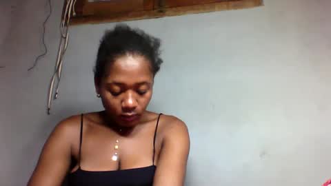 Snapshot of florencia011 chatting on February 2025 03:09:02 AM florencia011 online show from February 2025 03:09:02 AM