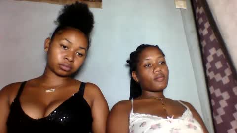 Snapshot of florencia011 chatting on February 2025 08:00:01 PM florencia011 online show from February 2025 08:00:01 PM