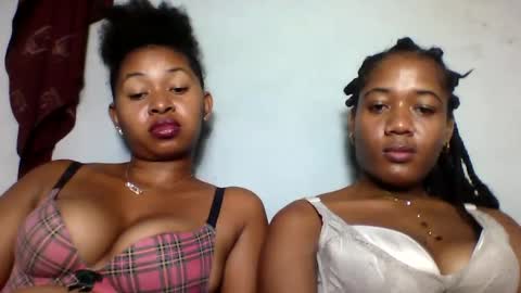 Snapshot of florencia011 chatting on February 2025 09:35:02 PM florencia011 online show from February 2025 09:35:02 PM