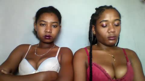 Snapshot of florencia011 chatting on March 2025 05:11:01 AM florencia011 online show from March 2025 05:11:01 AM