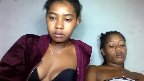 Snapshot of florencia011 chatting on March 2025 01:39:01 AM florencia011 online show from March 2025 01:39:01 AM