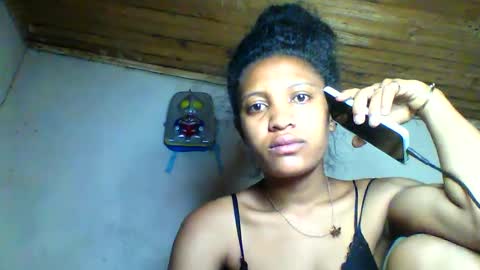 Snapshot of florencia011 chatting on October 2025 06:14:01 AM florencia011 online show from October 2025 06:14:01 AM