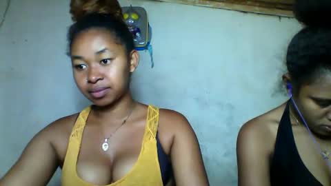 Snapshot of florencia011 chatting on October 2025 06:24:02 AM florencia011 online show from October 2025 06:24:02 AM