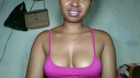 Snapshot of florencia011 chatting on November 2025 06:07:02 PM florencia011 online show from November 2025 06:07:02 PM