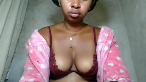 Snapshot of florencia011 chatting on June 2026 07:49:02 PM florencia011 online show from June 2026 07:49:02 PM