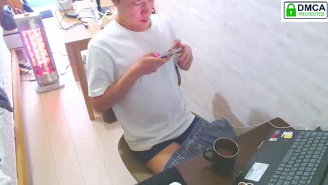 Snapshot of flowerbox chatting on February 2026 05:33:02 AM flowerbox online show from February 2026 05:33:02 AM