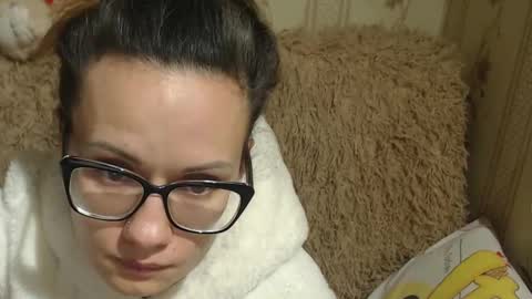 Snapshot of flowercandydoll chatting on December 2024 01:18:02 AM say meow and send tip online show from December 2024 01:18:02 AM