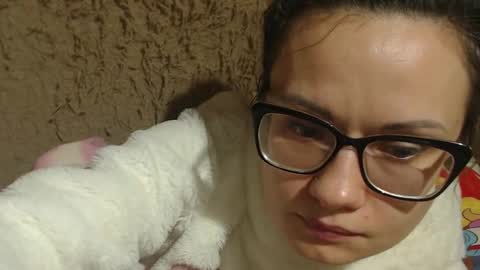 Snapshot of flowercandydoll chatting on January 2025 12:43:02 AM say meow and send tip online show from January 2025 12:43:02 AM