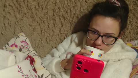 Snapshot of flowercandydoll chatting on February 2025 10:08:02 PM say meow and send tip online show from February 2025 10:08:02 PM