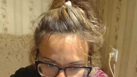 Snapshot of flowercandydoll chatting on September 2025 06:59:02 AM say meow and send tip online show from September 2025 06:59:02 AM