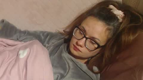 Snapshot of flowercandydoll chatting on November 2025 01:11:01 AM say meow and send tip online show from November 2025 01:11:01 AM