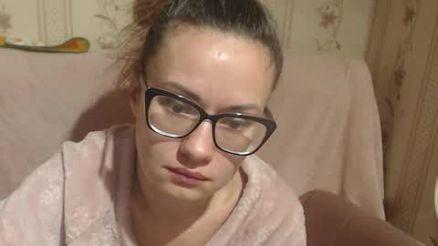 Snapshot of flowercandydoll chatting on December 2025 08:40:02 AM say meow and send tip online show from December 2025 08:40:02 AM