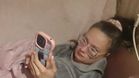 Snapshot of flowercandydoll chatting on April 2026 06:57:02 PM say meow and send tip online show from April 2026 06:57:02 PM