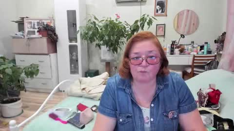 Snapshot of flowerlover8 chatting on November 2025 03:02:01 PM Flowerlower online show from November 2025 03:02:01 PM