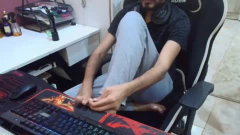 Snapshot of flowthefun chatting on July 2026 03:45:02 AM flowthefun online show from July 2026 03:45:02 AM