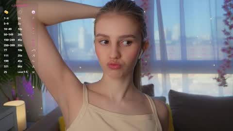 Snapshot of fluffy_angel chatting on January 2025 08:52:01 AM Adeline online show from January 2025 08:52:01 AM