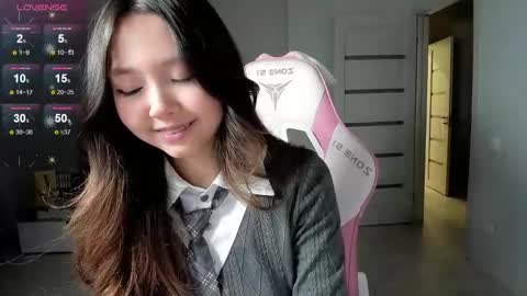 Snapshot of fluffy_rose chatting on February 2026 03:18:02 PM Rose online show from February 2026 03:18:02 PM