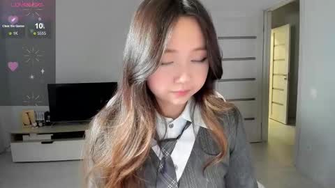 Snapshot of fluffy_rose chatting on February 2026 05:58:02 AM Rose online show from February 2026 05:58:02 AM