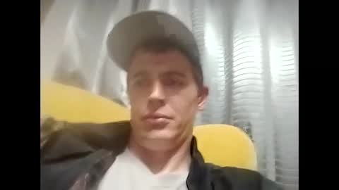 Snapshot of flybuy2525 chatting on December 2025 04:07:01 AM flybuy2525 online show from December 2025 04:07:01 AM