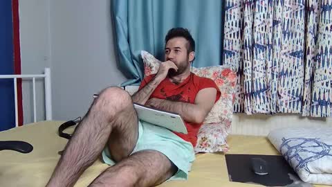 Fly online show from November 2025 07:23:02 PM