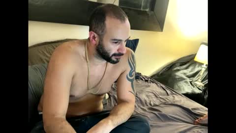 Snapshot of flyerstud_mtl chatting on February 2026 02:45:01 AM FlyerStud Mtl online show from February 2026 02:45:01 AM