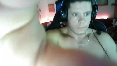 focusw0w online show from October 2025 10:37:02 AM