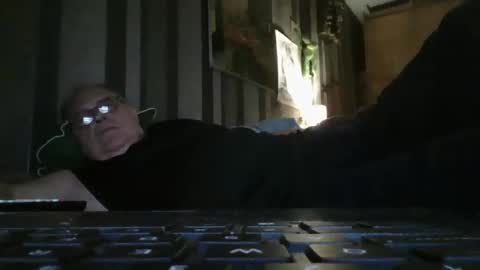 Snapshot of fofodi chatting on December 2025 08:13:02 PM fofodi online show from December 2025 08:13:02 PM