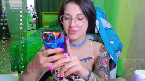 folinskaayaa online show from October 2025 05:30:02 AM