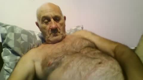 Snapshot of follador1001 chatting on June 2026 07:34:01 PM follador1001 online show from June 2026 07:34:01 PM