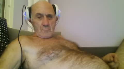 Snapshot of follador1001 chatting on July 2026 08:56:01 PM follador1001 online show from July 2026 08:56:01 PM