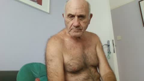 Snapshot of follador1001 chatting on July 2026 09:24:01 AM follador1001 online show from July 2026 09:24:01 AM