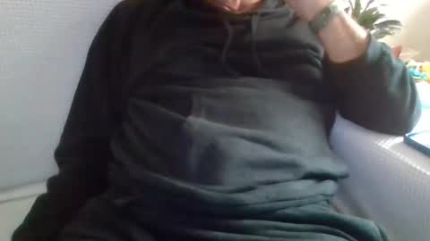 Snapshot of folletto1 chatting on October 2025 03:12:01 PM folletto1 online show from October 2025 03:12:01 PM