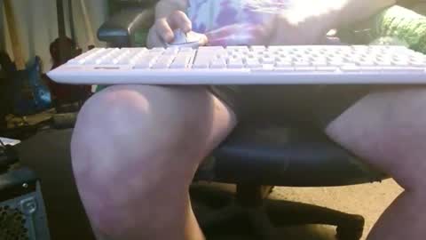 Snapshot of fooman103 chatting on April 2026 01:47:01 AM Fooman1007 online show from April 2026 01:47:01 AM