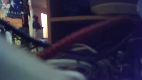 Snapshot of footboy93270 chatting on May 2026 01:05:02 PM footboy93270 online show from May 2026 01:05:02 PM