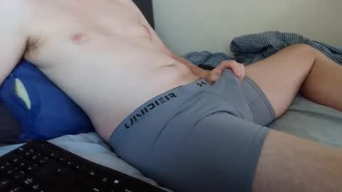 Footylad2020 online show from October 2025 08:33:01 AM
