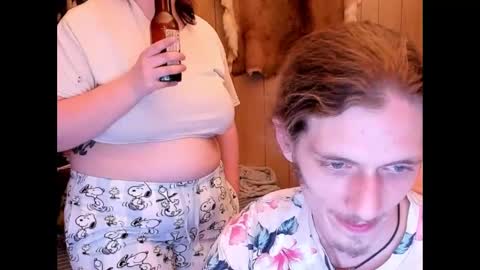 Forest Royalty online show from October 2025 02:54:01 AM