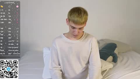 forever_eren online show from February 2026 06:02:01 PM