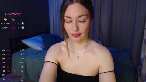 Julia online show from February 2025 02:31:01 AM