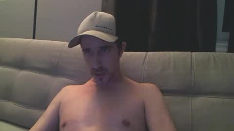 Snapshot of fouraide42 chatting on February 2025 09:42:01 AM fouraide42 online show from February 2025 09:42:01 AM