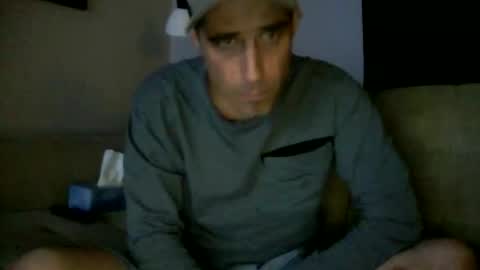 Snapshot of fouraide42 chatting on March 2025 02:39:01 AM fouraide42 online show from March 2025 02:39:01 AM