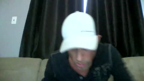 fouraide42 online show from February 2026 07:32:02 PM