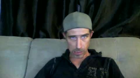 fouraide42 online show from March 2026 02:55:01 PM