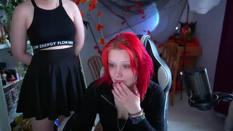 Snapshot of fox_and_dog chatting on October 2025 10:27:02 AM Senya subscribe to telegram channel online show from October 2025 10:27:02 AM