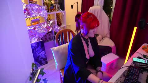 Snapshot of fox_and_dog chatting on November 2025 01:31:01 AM Senya subscribe to telegram channel online show from November 2025 01:31:01 AM