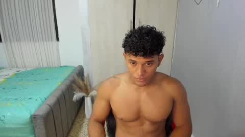 Snapshot of fox_evans chatting on October 2025 07:28:01 AM Fox online show from October 2025 07:28:01 AM