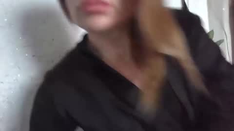 Snapshot of fox_red_lady7 chatting on February 2025 08:35:01 AM fox_red_lady7 online show from February 2025 08:35:01 AM