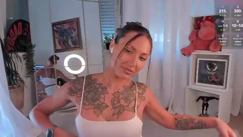 Snapshot of foxe_sailey chatting on July 2026 01:26:02 PM Fox love you online show from July 2026 01:26:02 PM