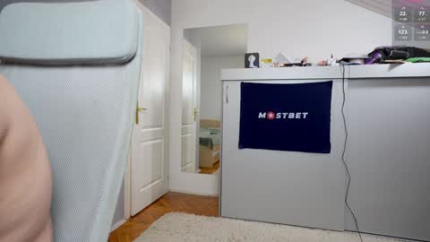 Snapshot of foxeslovefoxes chatting on December 2024 02:24:02 PM CUSTOM PHOTOS AND VIDEOS -  online show from December 2024 02:24:02 PM