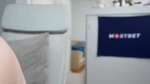 Snapshot of foxeslovefoxes chatting on December 2024 12:16:02 PM CUSTOM PHOTOS AND VIDEOS -  online show from December 2024 12:16:02 PM